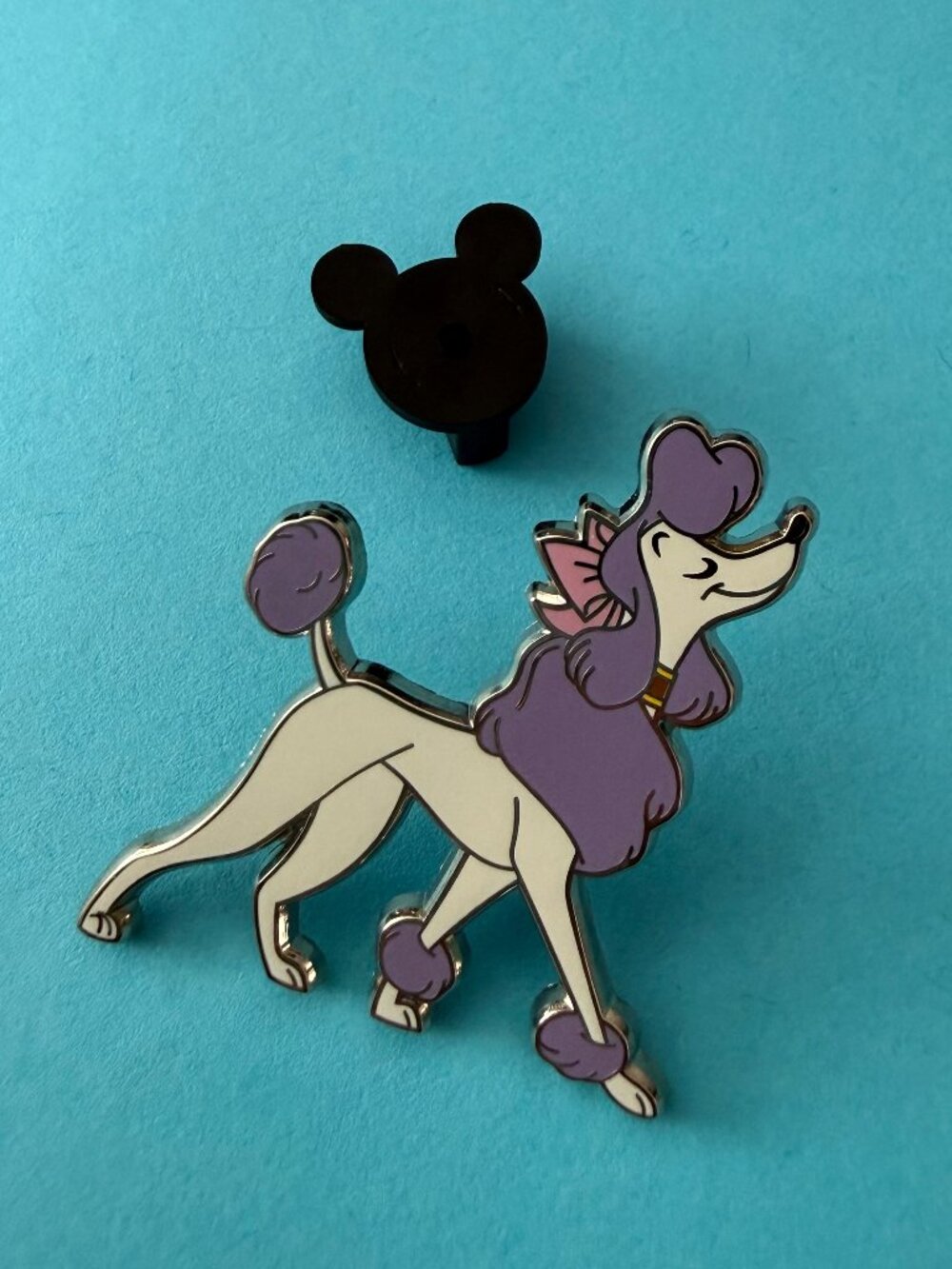 Disney Dogs Mystery Pin - Georgette
